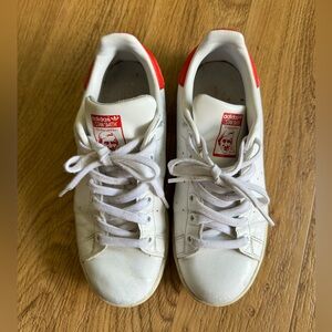 Adidas Stan smith size 5 (women’s size 7)